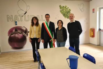 Inaugurato un nuovo refettorio sostenibile nella Scuola Secondaria Fabrizio De Andr&#233;