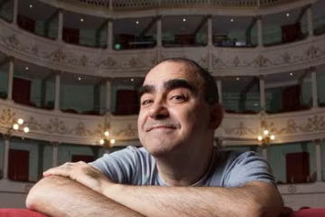Elio a teatro