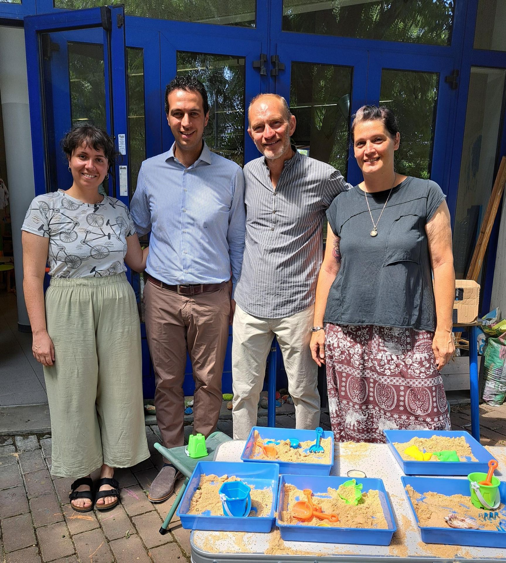 da sinistra educatrice del servizio Bada Bum  sindaco Andrea Orlandi assessore Paolo Bianchi coordinatrice del servizio Bada Bum Silvia Campi