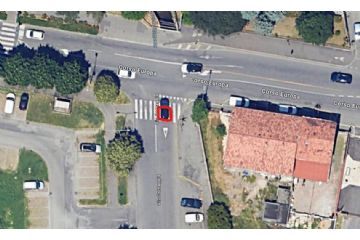  Fotografia dall'alto di  via Cornaggia  segnalato con riquadro il centro della carreggiata