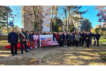 NO alla mafia, NO alla violenza: flash mob in ricordo di Lea Garofalo