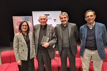 Da sinistra Valentina Giro, monsignor Franco Agnesi, don Marco Bove e Vito Mancuso