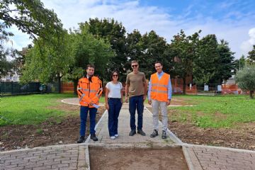Si rinnova il parco Dei Ronchi: nuovi vialetti e nuove altalene