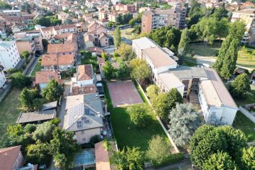 visto dall'alto terreno per la costruzione del refettorio della scuola Federici