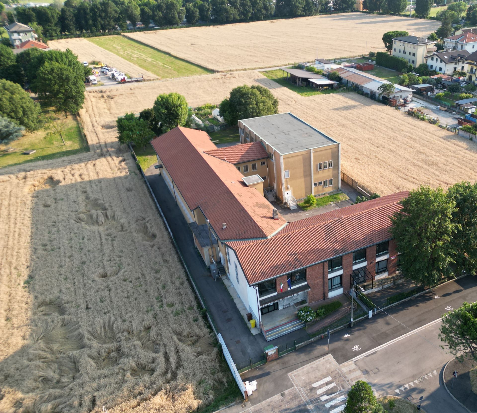 Vecchia scuola Sante Zennaro vista dall'alto