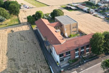Vecchia scuola Sante Zennaro vista dall'alto